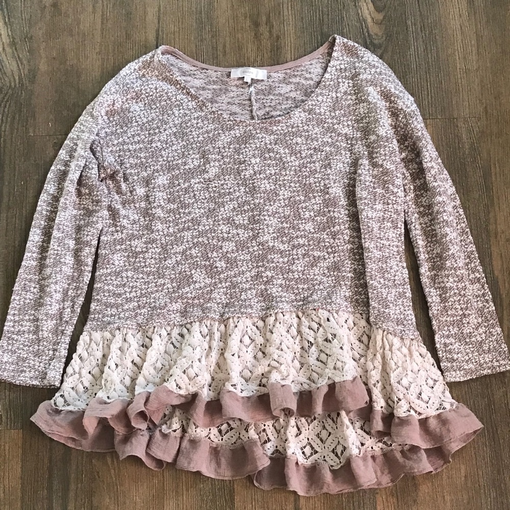 Super cute top from SOEL.